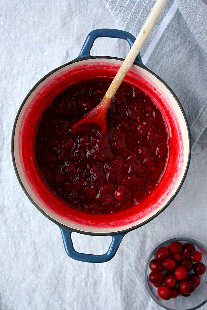 Christmas Cranberry Sauce - Monday Sunday Kitchen