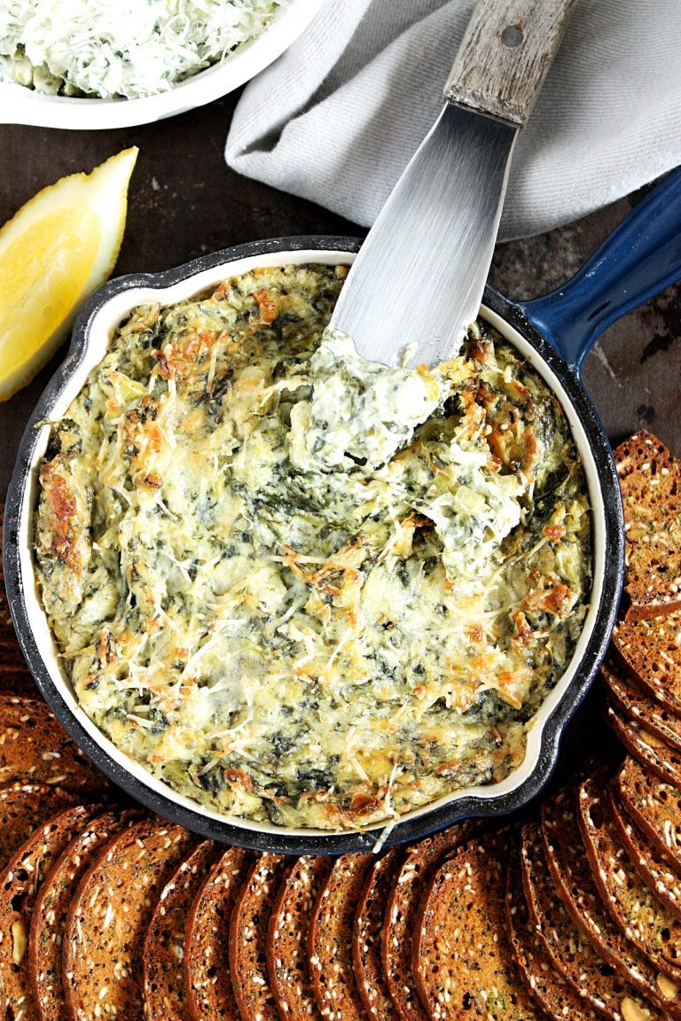 Cheesy Baked Spinach And Artichoke Dip - Monday Sunday Kitchen